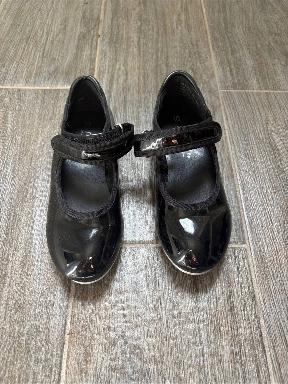 Danskin Freestyle Girls tap shoes